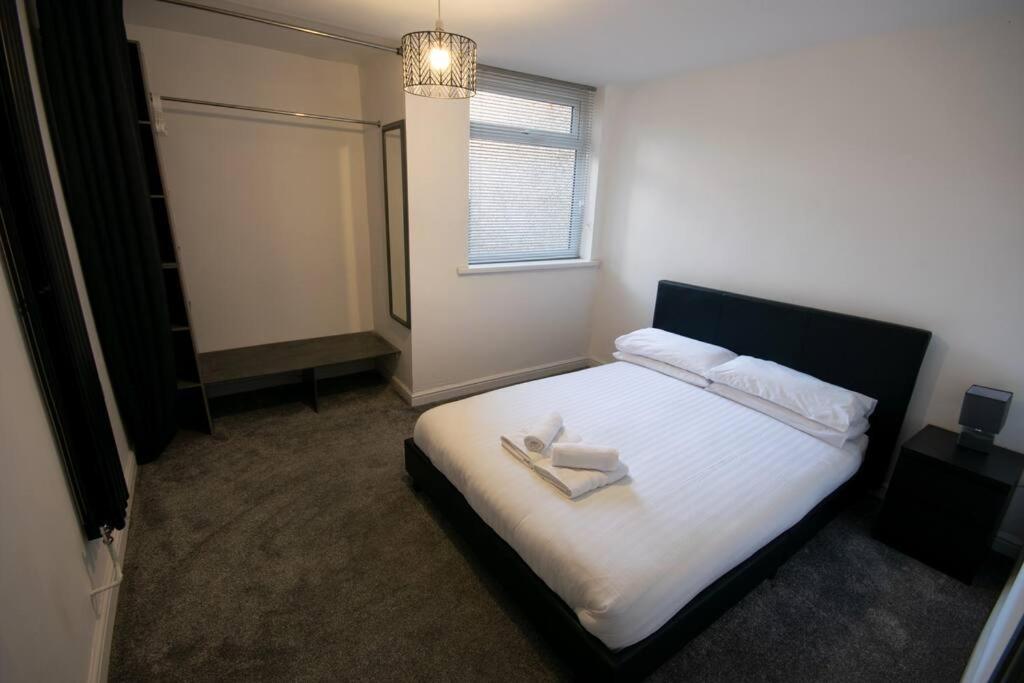 Luxe Living City Apartment - Beach, Wifi, Parking Swansea Zewnętrze zdjęcie